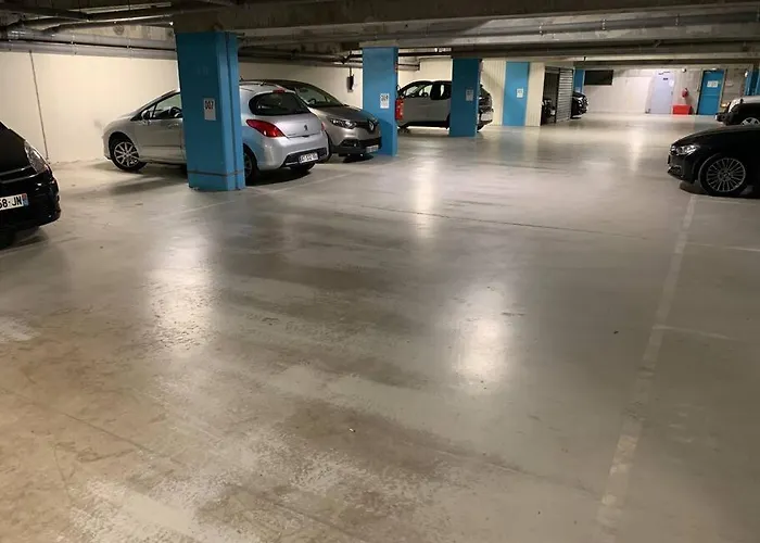 80M2-Maison Des Quais - Parking - Jardinet